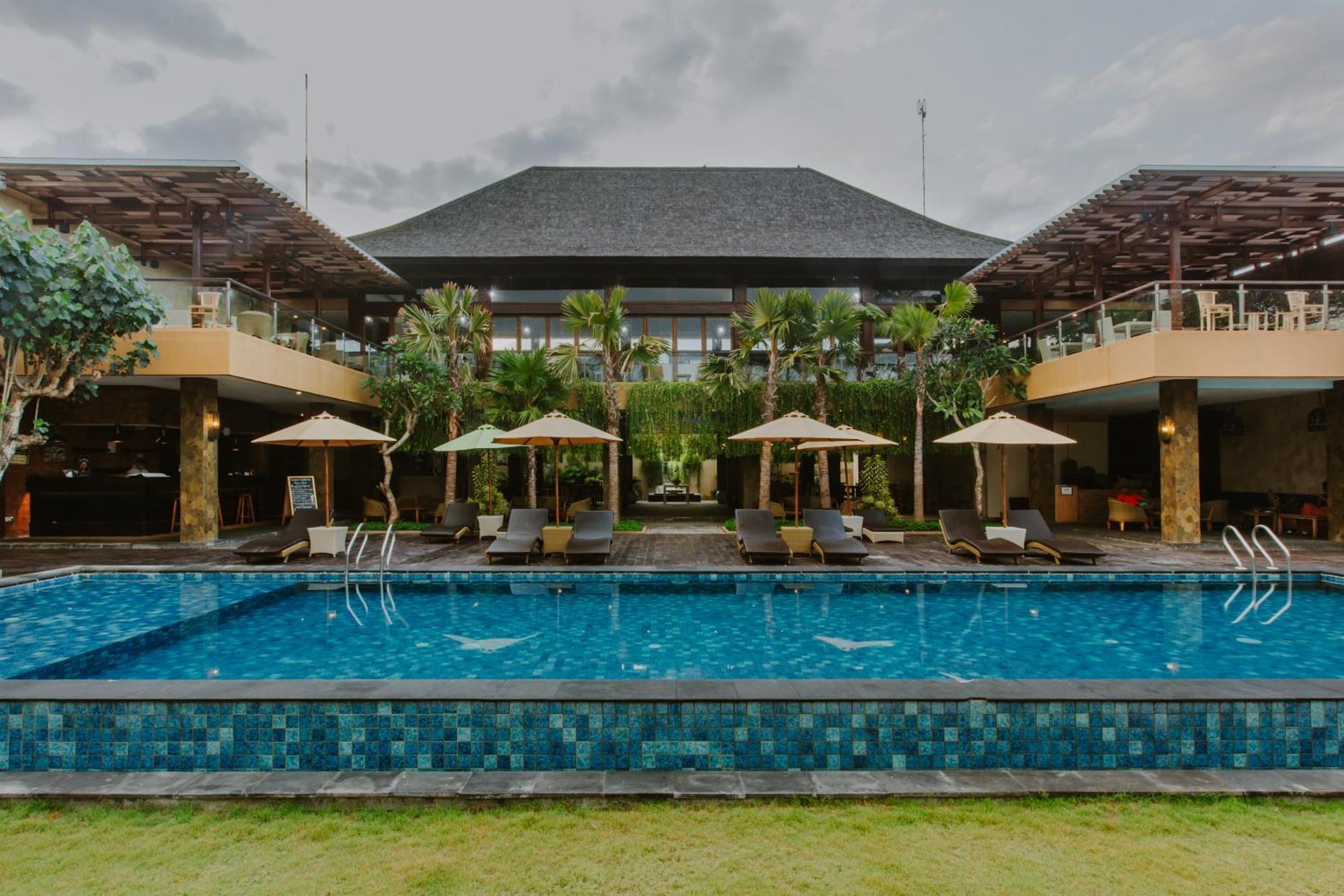 D'Nusa Beach Club And Resort Lembongan Exterior foto